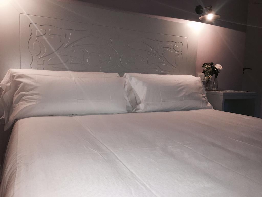Hostal Los Castanuelos Candeleda Exteriér fotografie