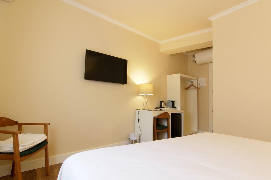 Hostal Los Castanuelos Candeleda Exteriér fotografie